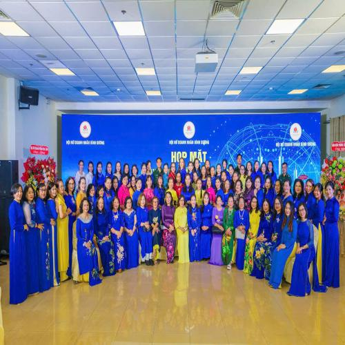 Hội Nữ Doanh Nhân Đồng Tháp Tham Dự Kỷ Niệm Ngày Doanh Nhân Việt Nam 13/10 Tại Bình Dương